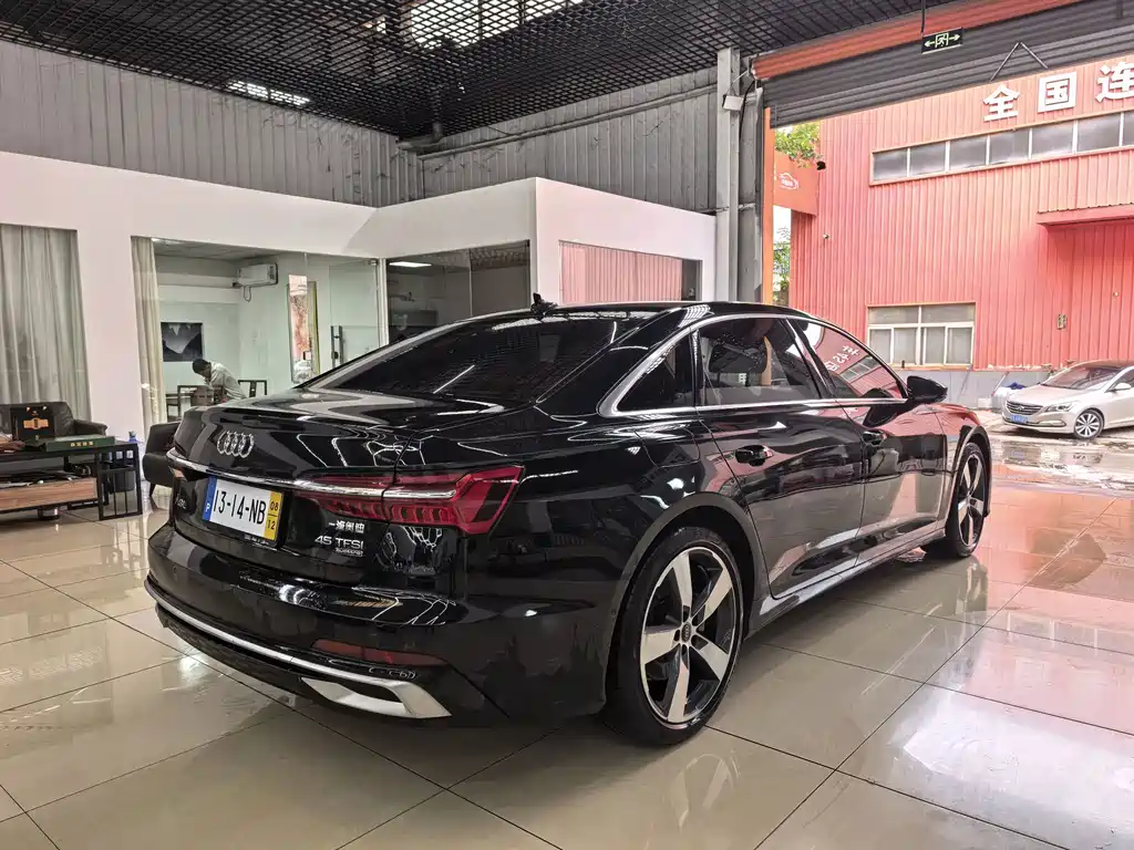Audi A6L — миниатюра 4
