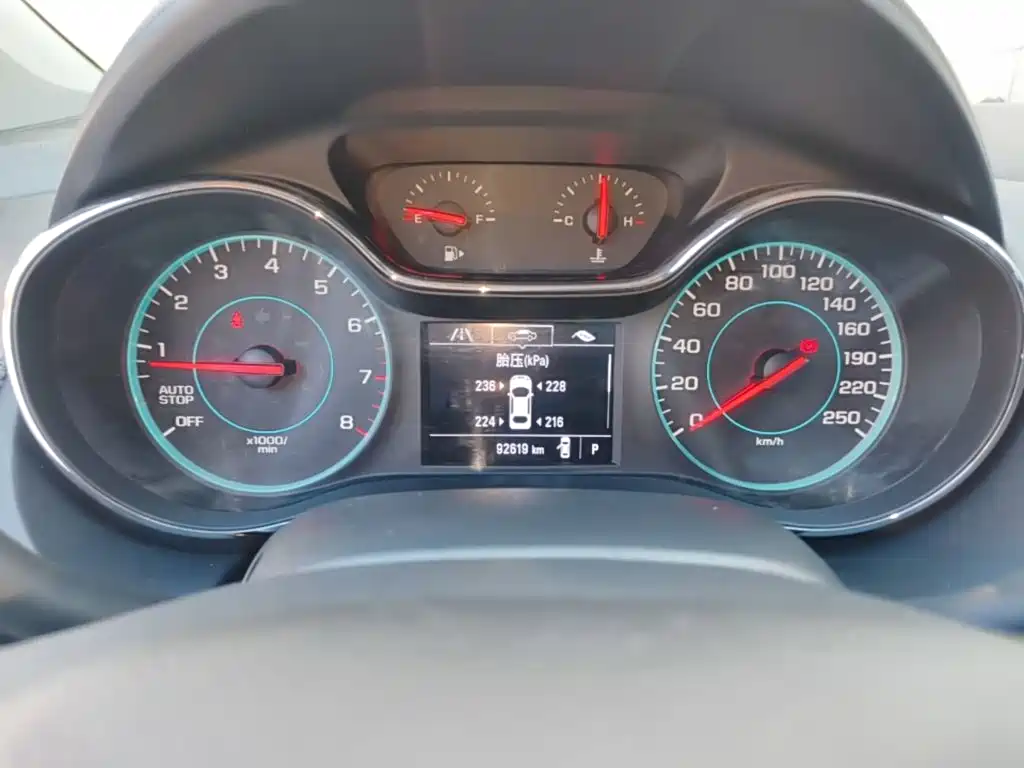 Chevrolet Cruze — миниатюра 12