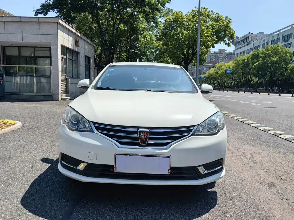 Roewe 360 — миниатюра 2