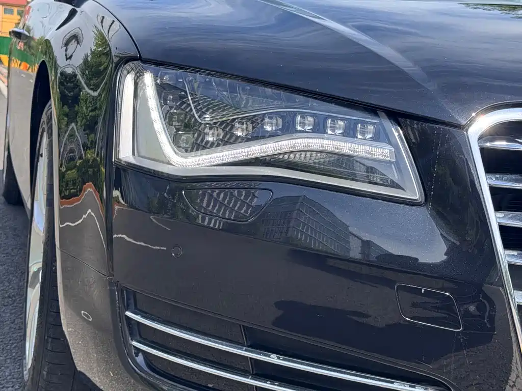 Audi A8 2012 A8L 50 TFSI quattro Luxury