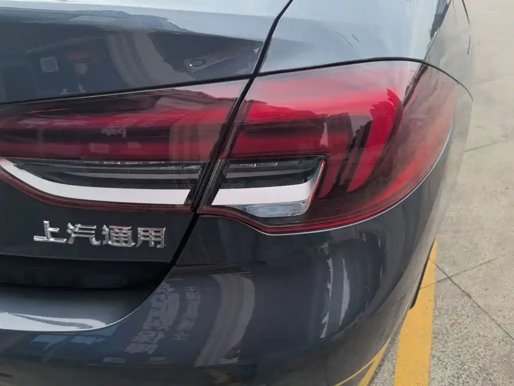 Buick Regal — миниатюра 8