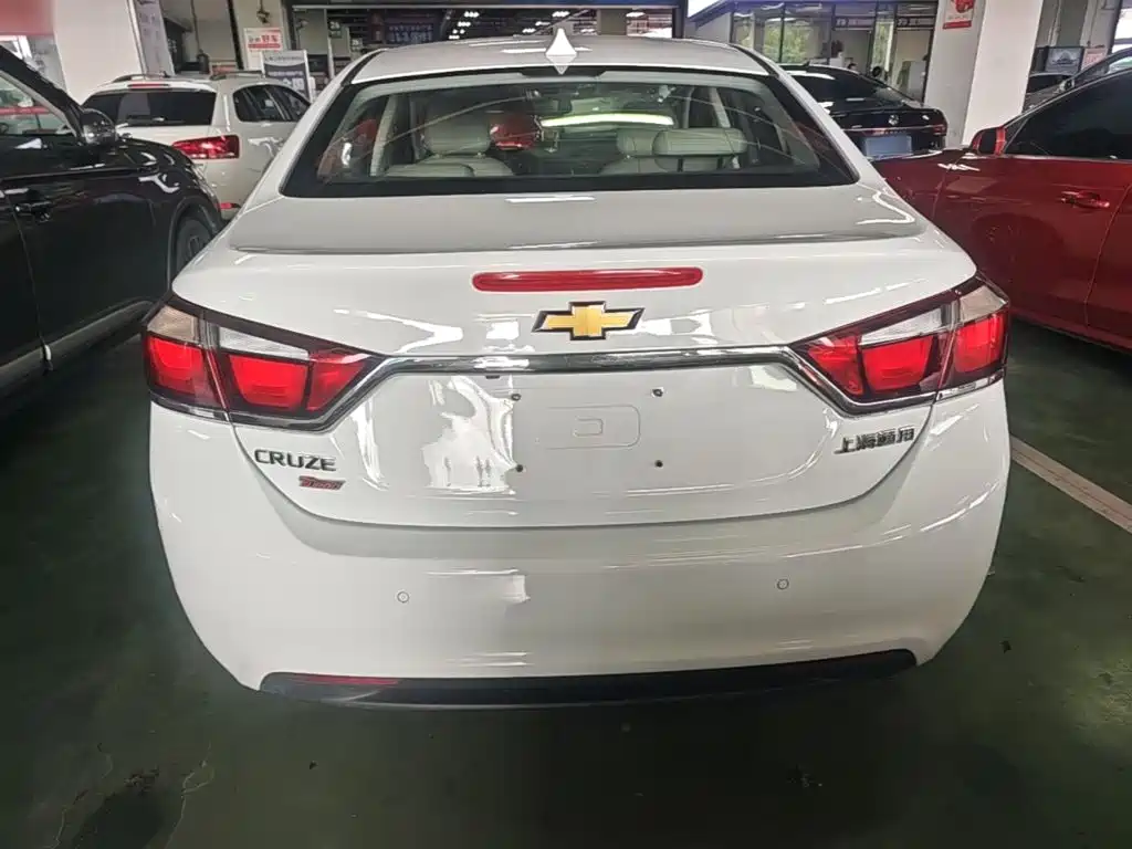 Chevrolet Cruze — миниатюра 6