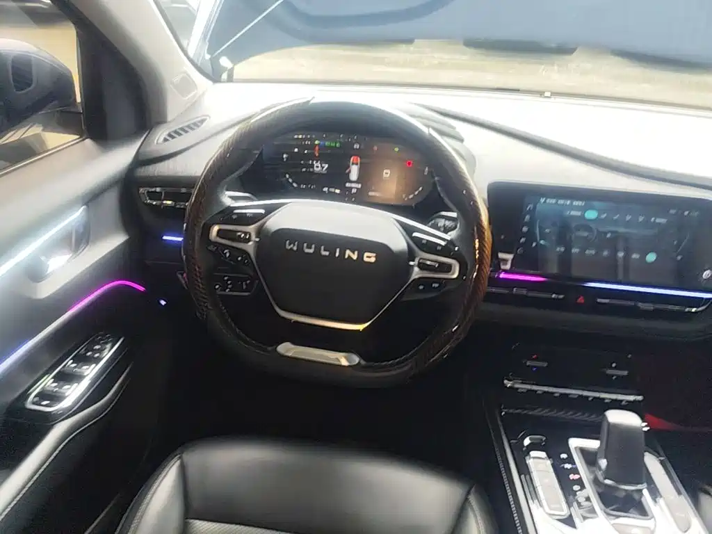 Wuling Victory — миниатюра 11