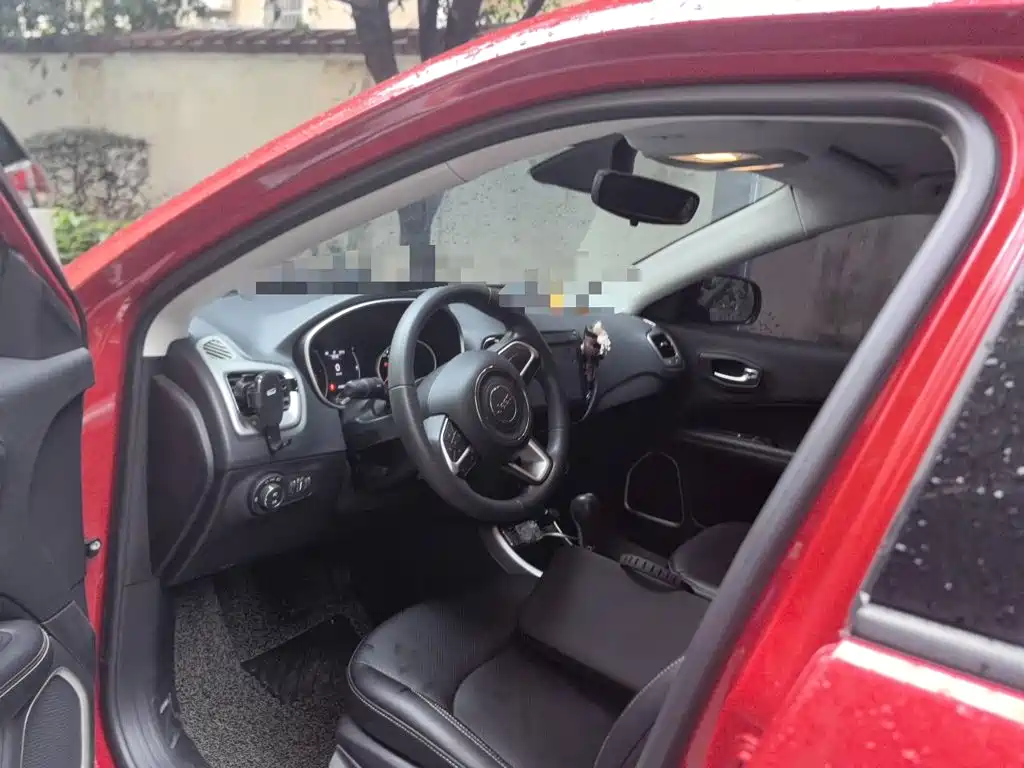 Jeep Compass — миниатюра 14