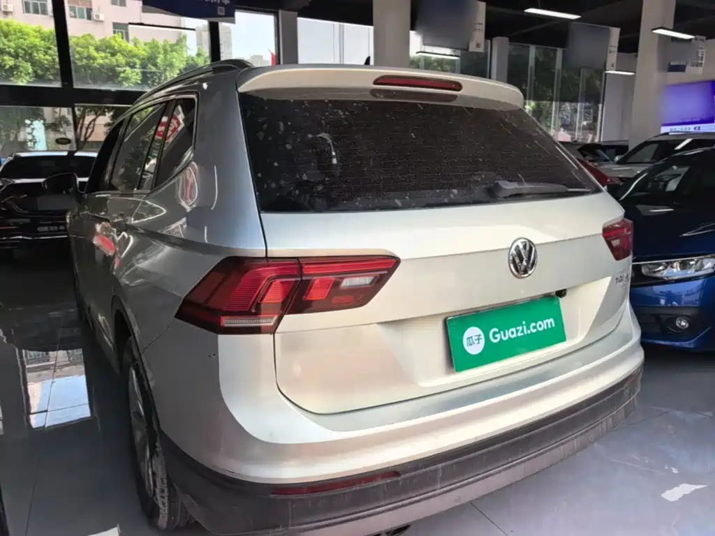 Volkswagen Tiguan L — миниатюра 5