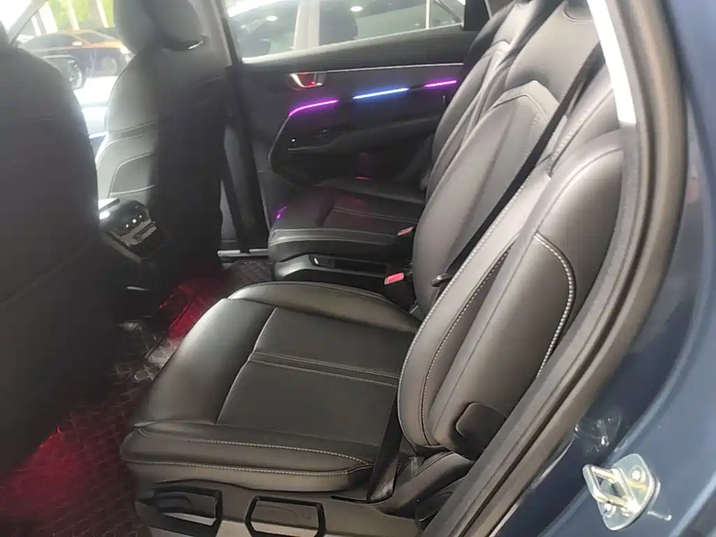 Wuling Victory — миниатюра 17