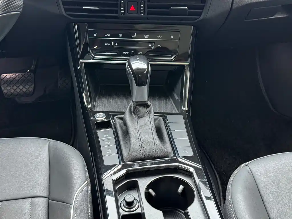 Volkswagen Passat — миниатюра 12