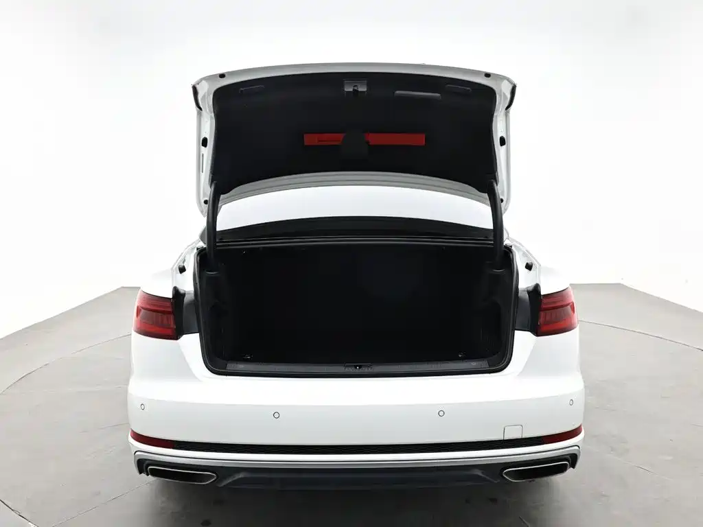 Audi A4L — миниатюра 8