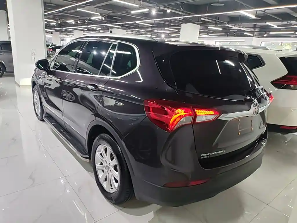 Buick Envision Plus — миниатюра 5