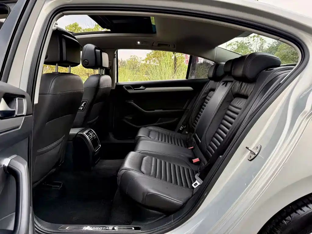 Volkswagen Magotan — миниатюра 6