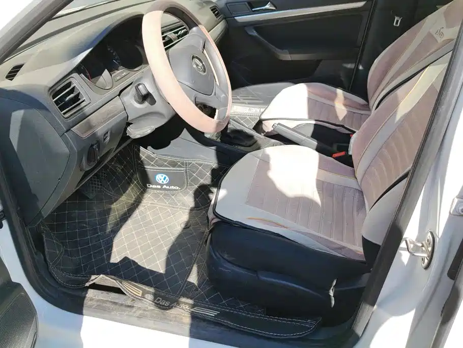 Volkswagen Lavida — миниатюра 9