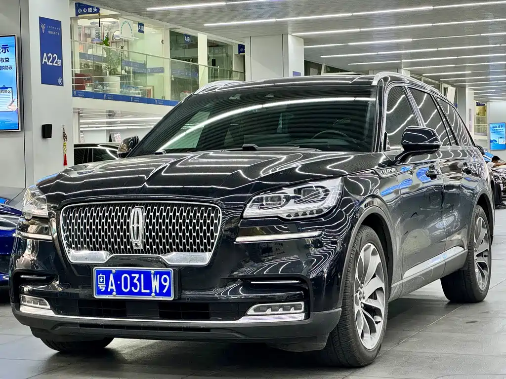 Lincoln Aviator