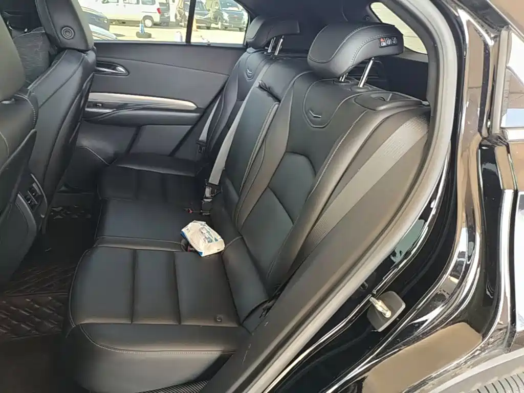 Cadillac XT4 — миниатюра 17