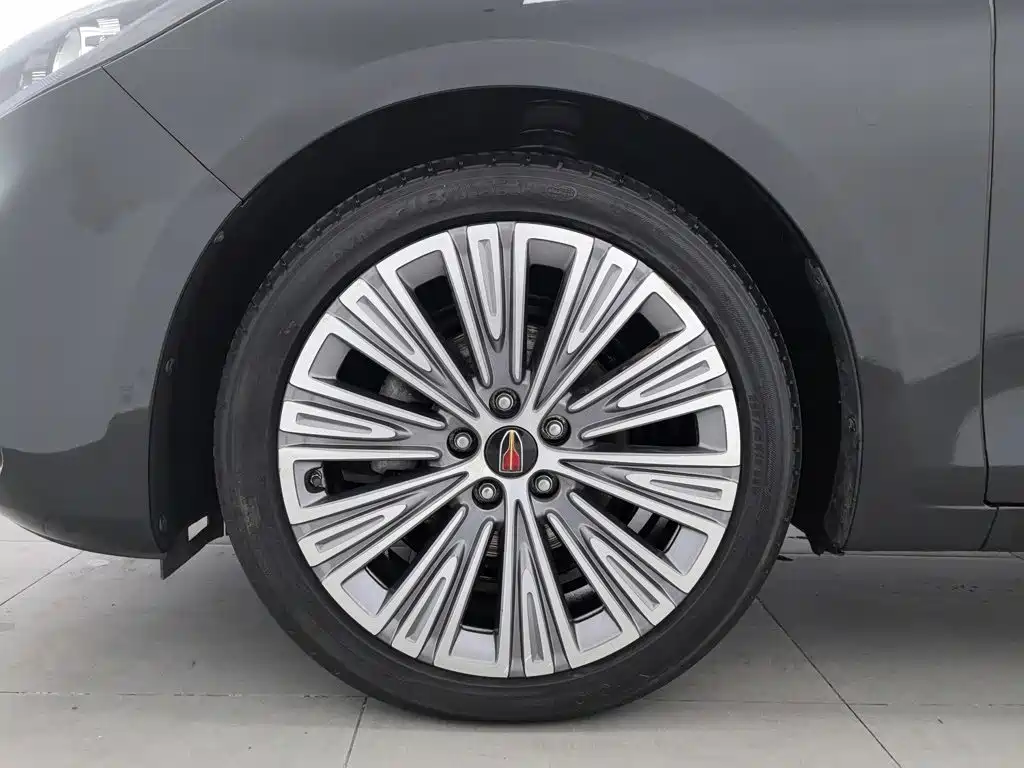 Hongqi Hongqi H5 — миниатюра 17