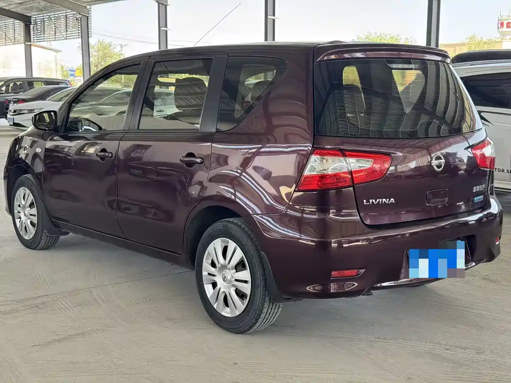 Nissan Livina — миниатюра 9
