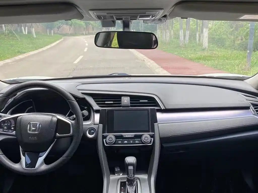 Honda Civic — миниатюра 15