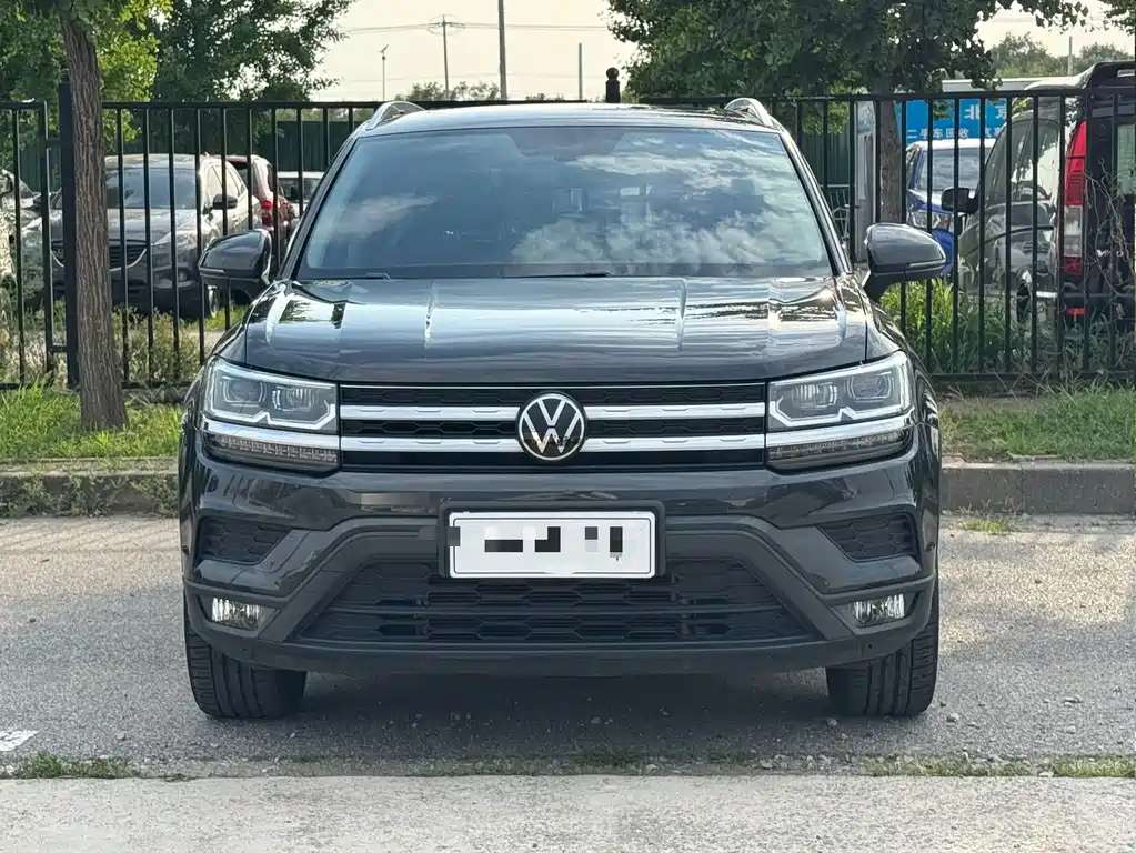 Volkswagen Tharu — миниатюра 2