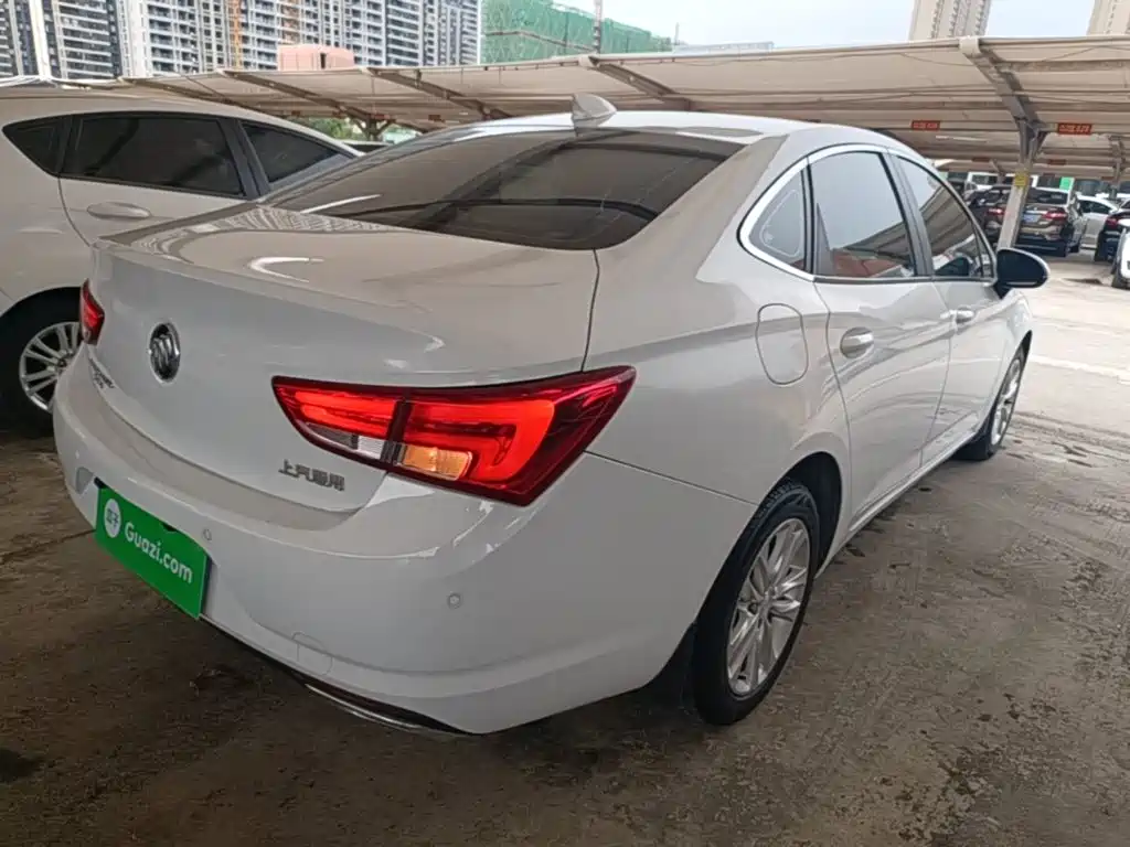 Buick Verano — миниатюра 7