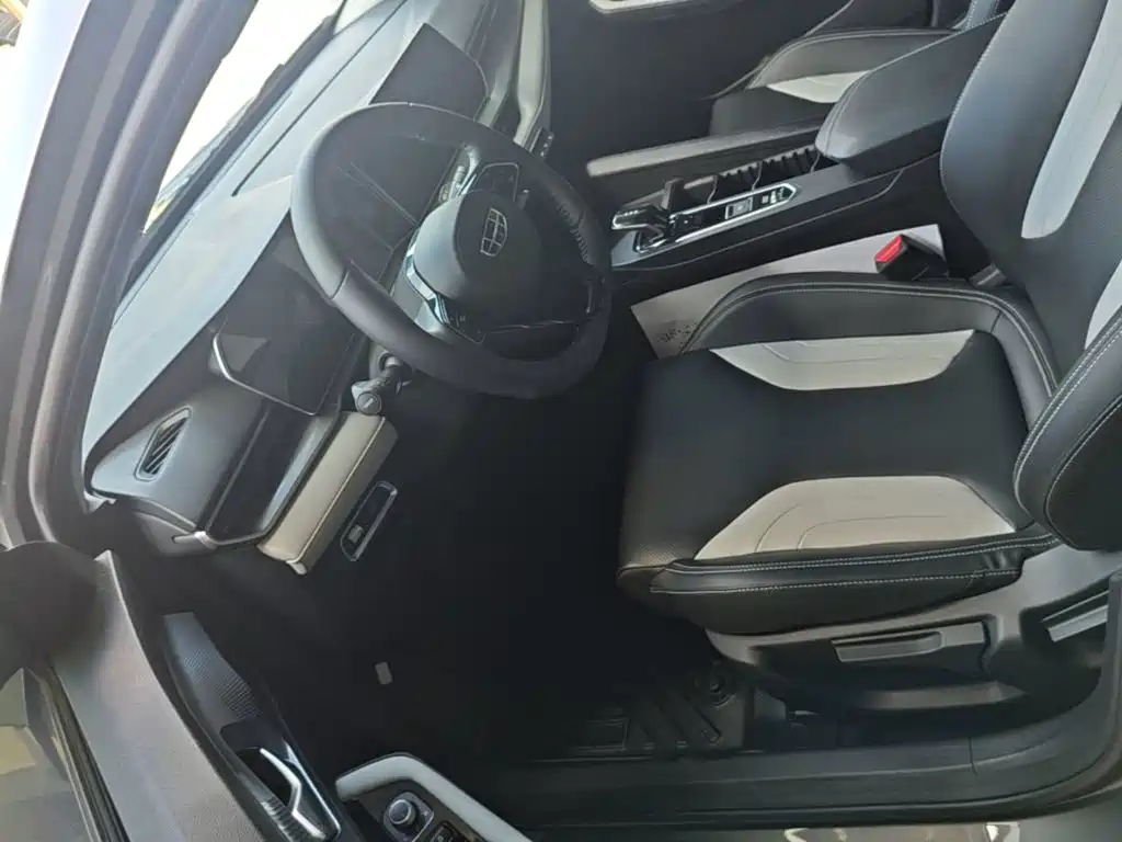 Geely Binrui — миниатюра 15