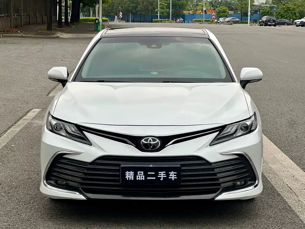 Toyota Camry 2021 2.5G Luxury
