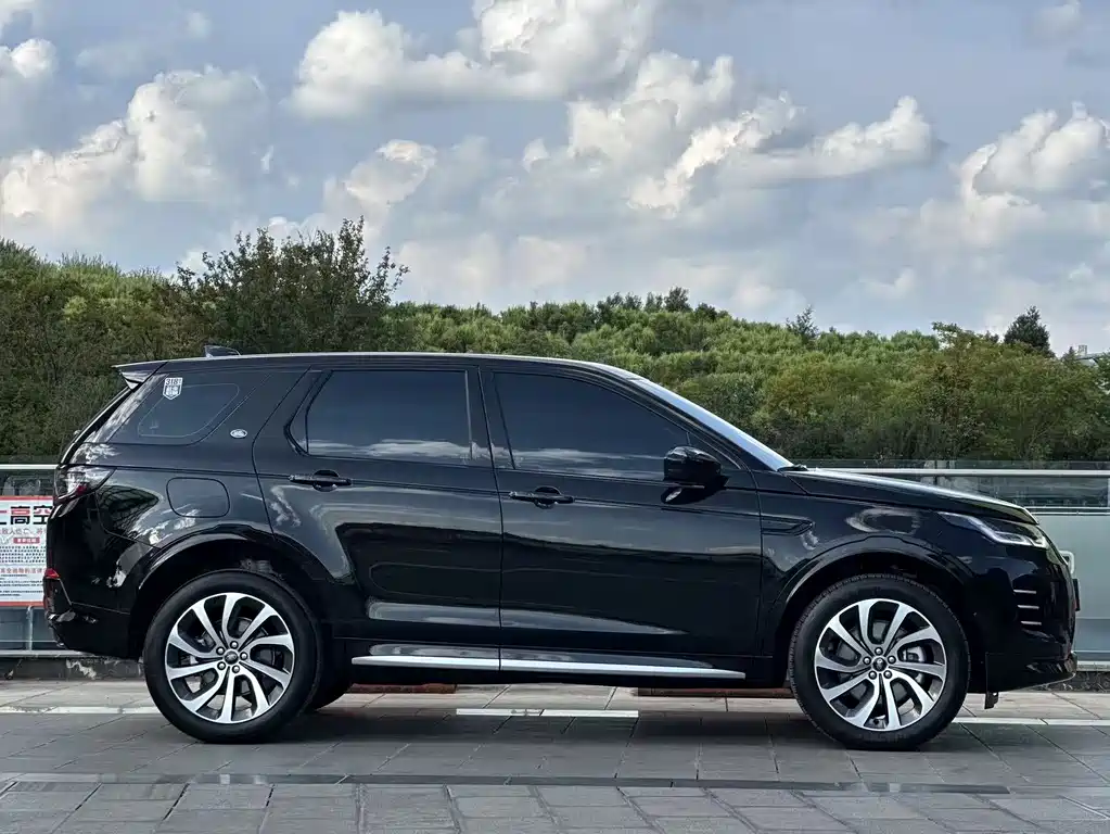 Land Rover Discovery Sport — миниатюра 7