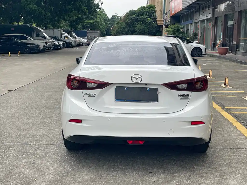 Mazda 3 Axela — миниатюра 12