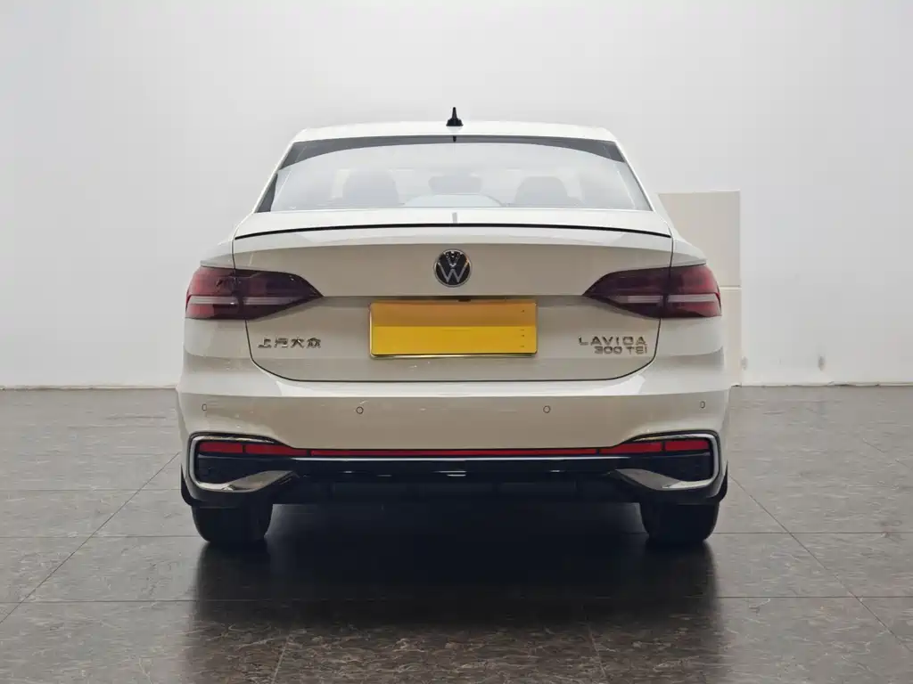 Volkswagen Lavida — миниатюра 6