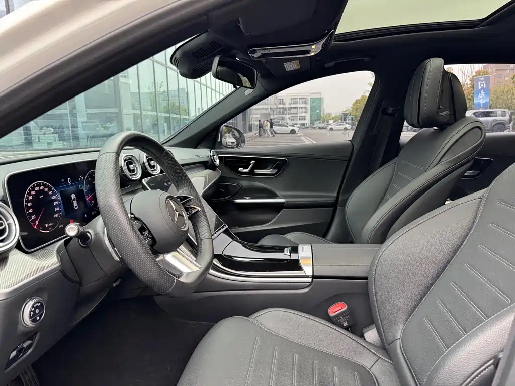 Mercedes-Benz C-Class — миниатюра 5