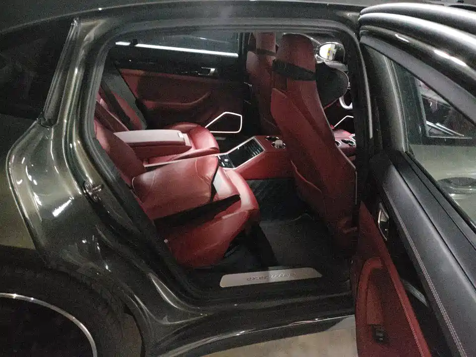 Porsche Panamera — миниатюра 9