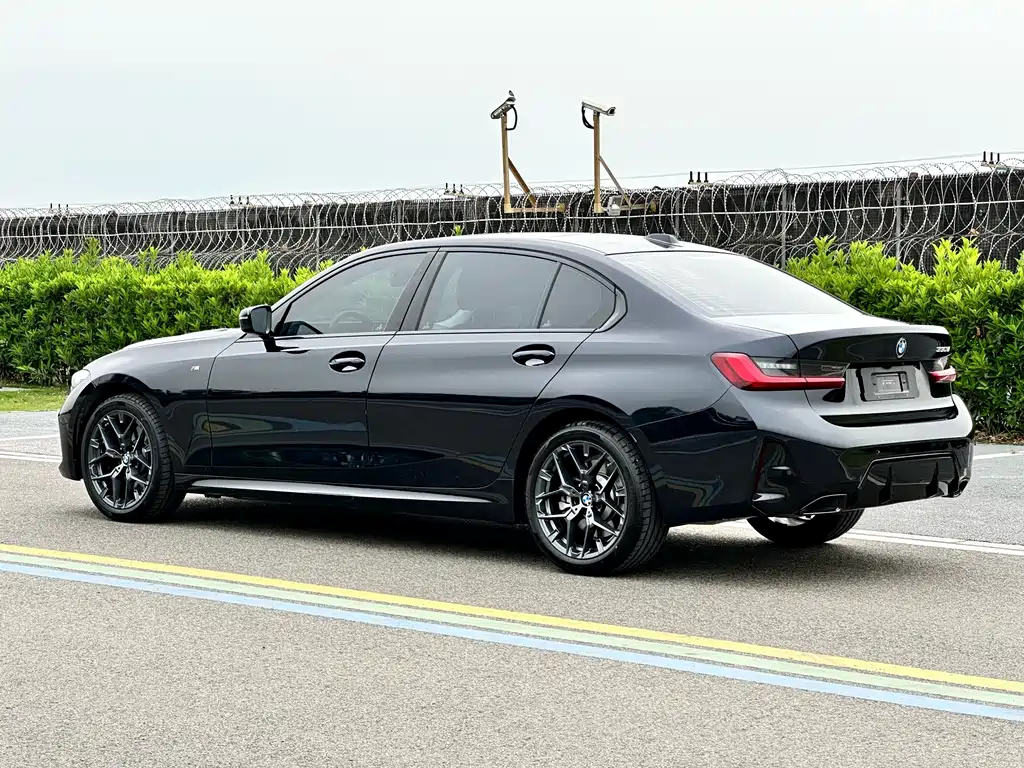 BMW 3 Series 3 2026 330Li M Sport