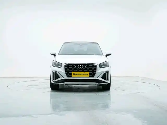 Audi Q2L — миниатюра 4