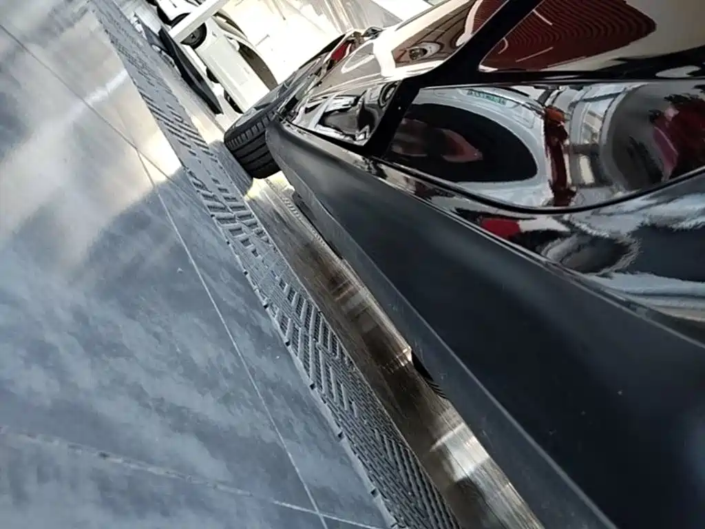 Tesla Model 3 — миниатюра 22