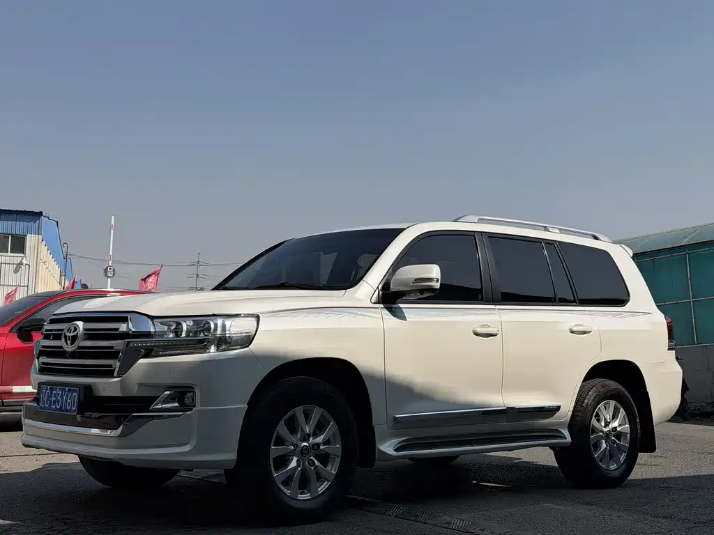 Toyota Land Cruiser 2018