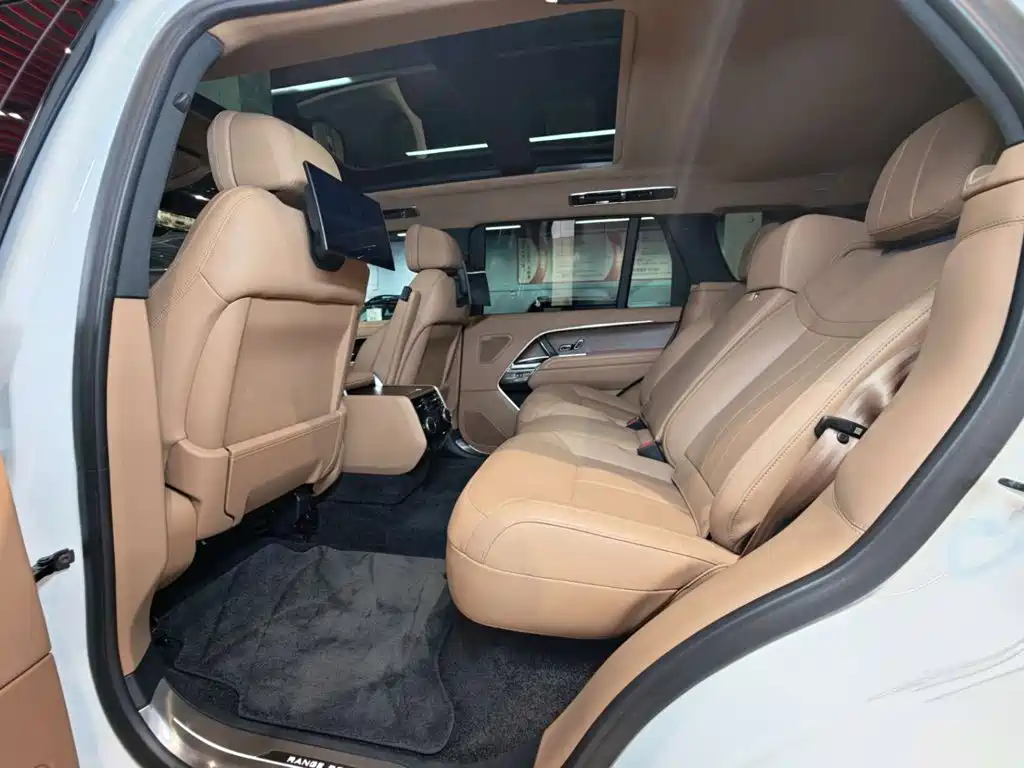 Land Rover Range Rover — миниатюра 21