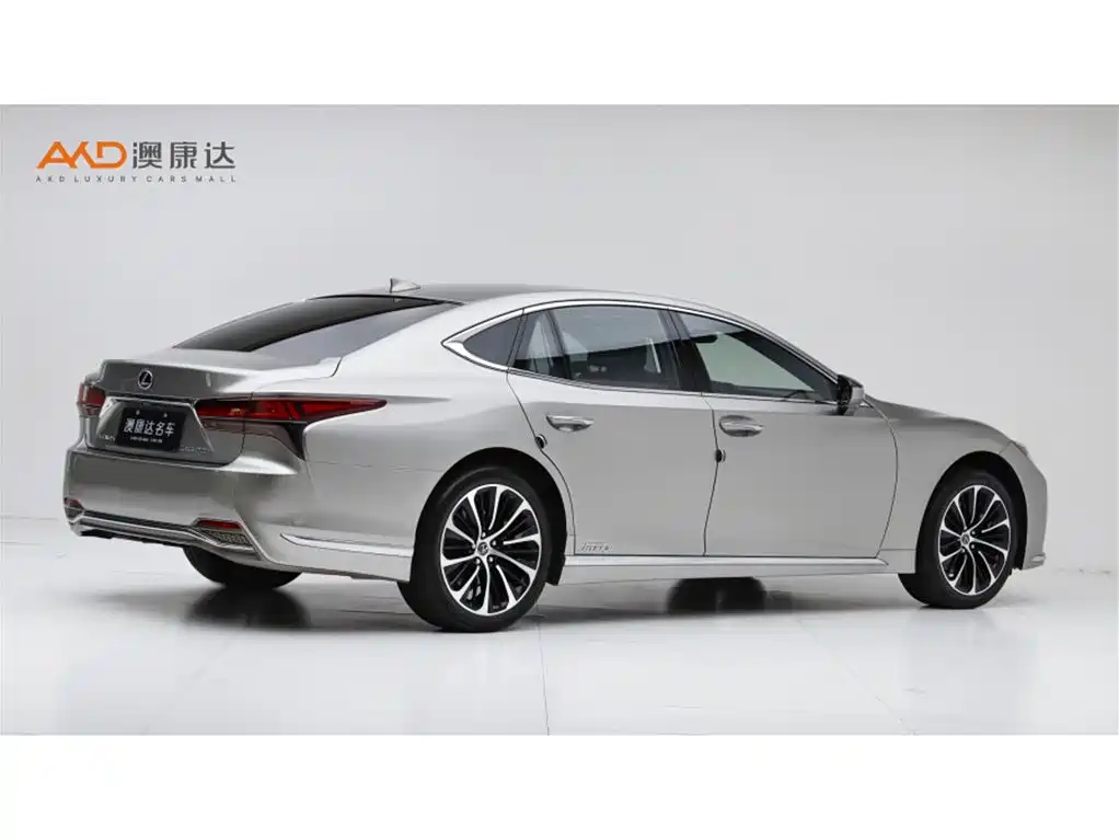 Lexus LS — миниатюра 3