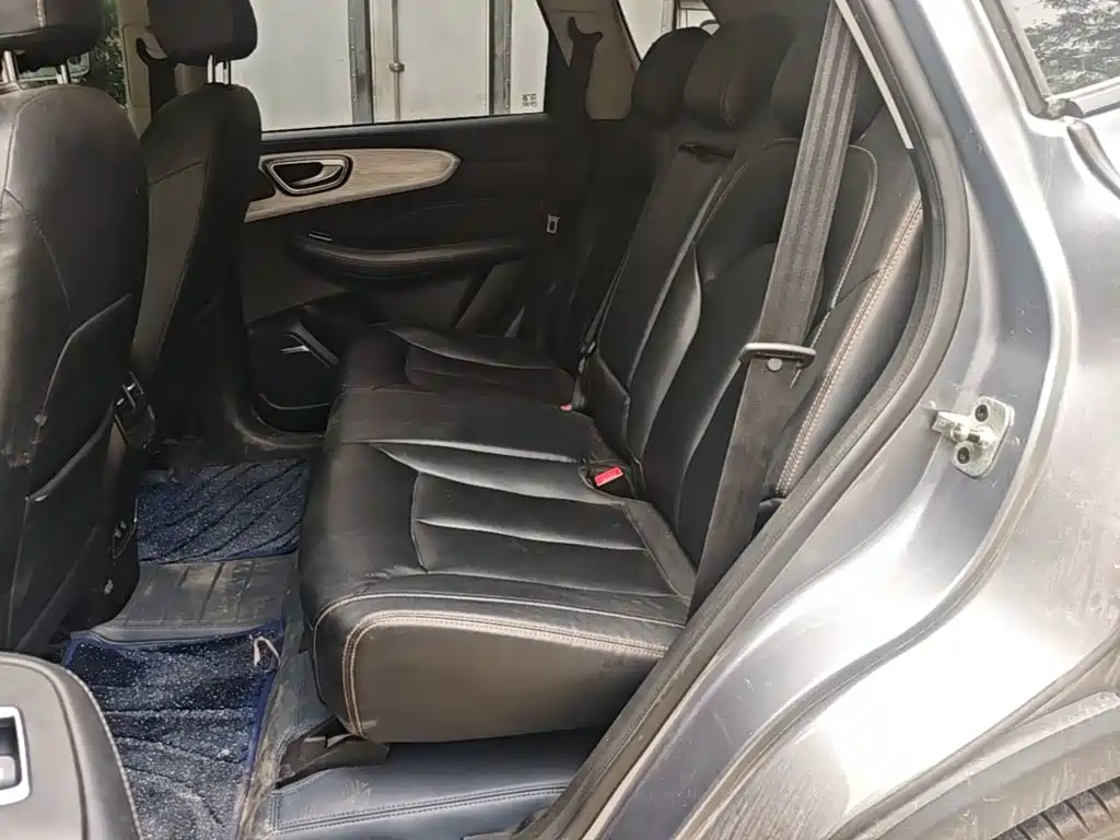 Roewe RX5 New Energy — миниатюра 13