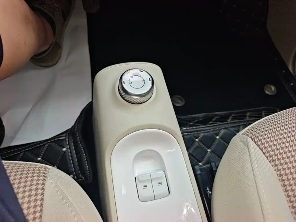 Wuling MINIEV — миниатюра 14