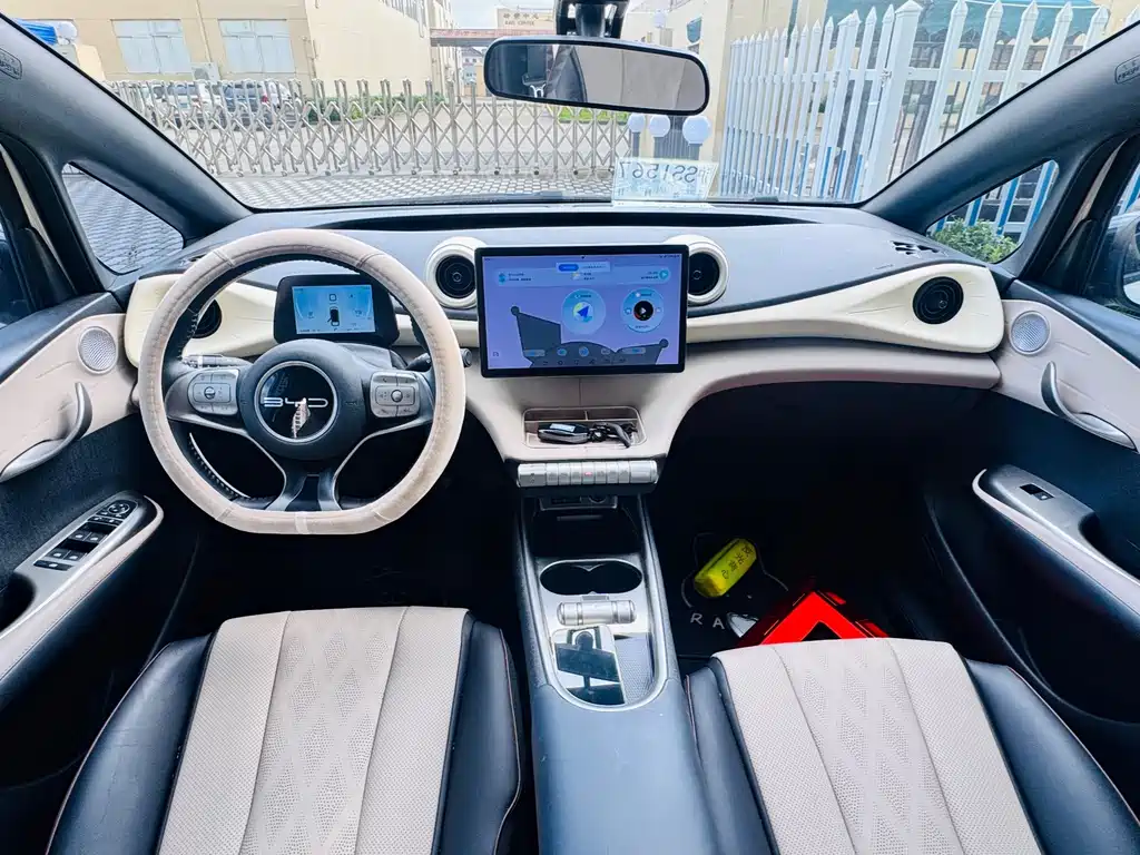 BYD Dolphin — миниатюра 17