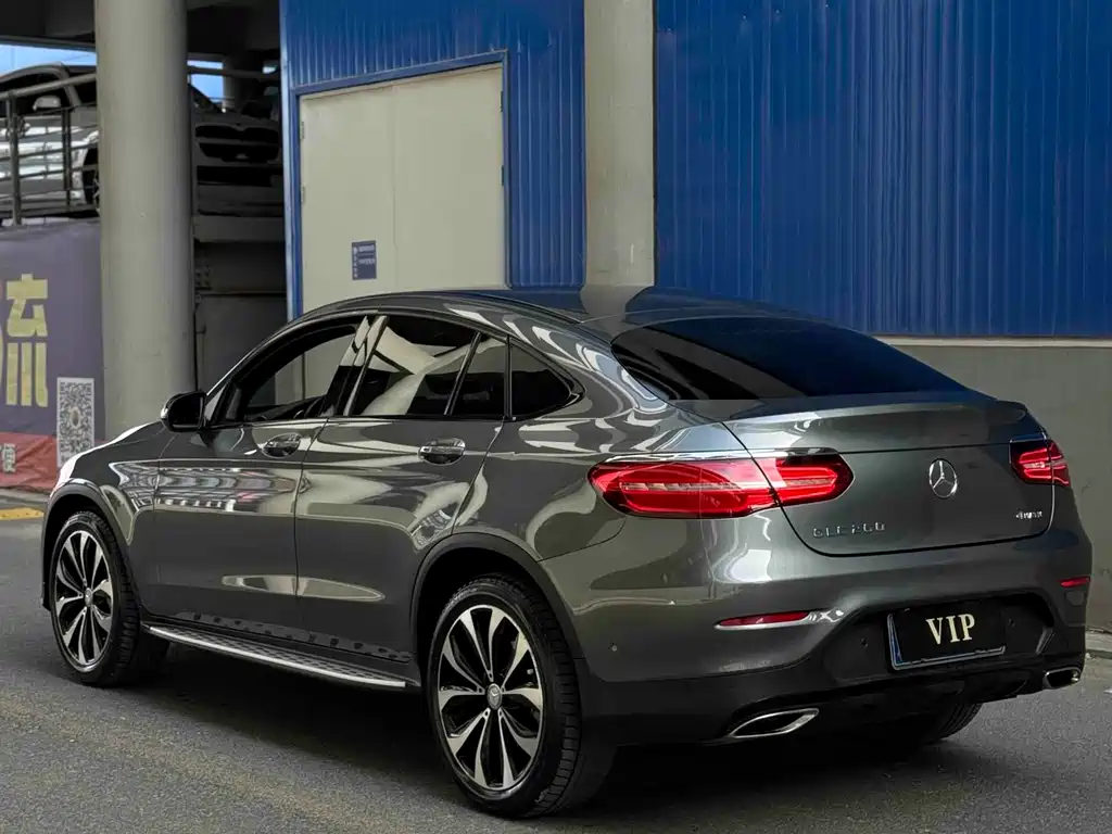 Mercedes-Benz GLC 2017 GLC 260 4MATIC SUV