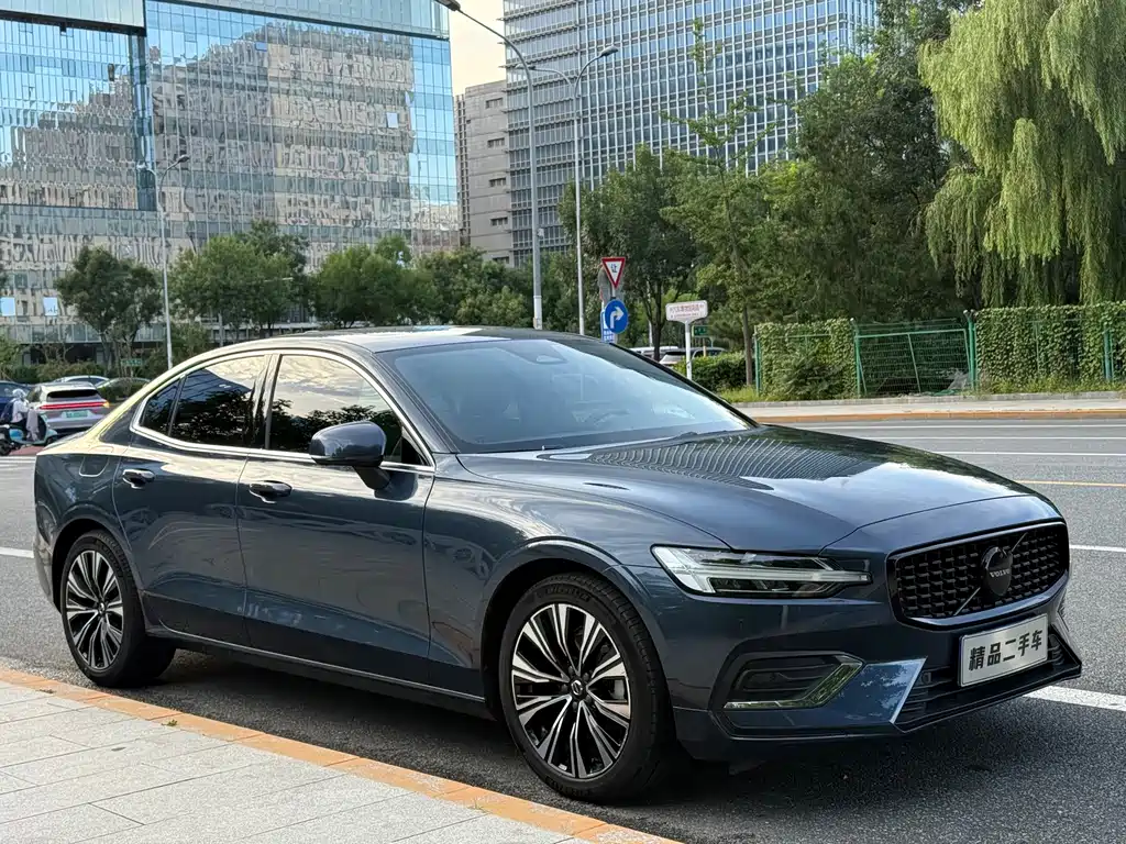 Volvo S60 — миниатюра 4