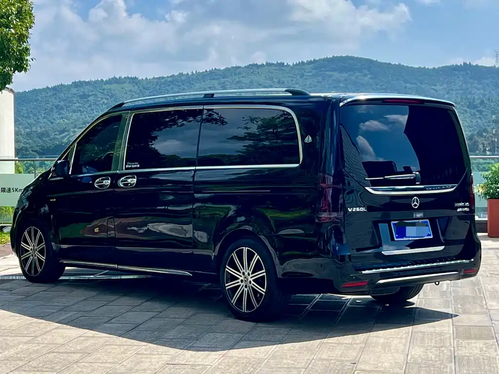 Mercedes-Benz V-Class — миниатюра 4