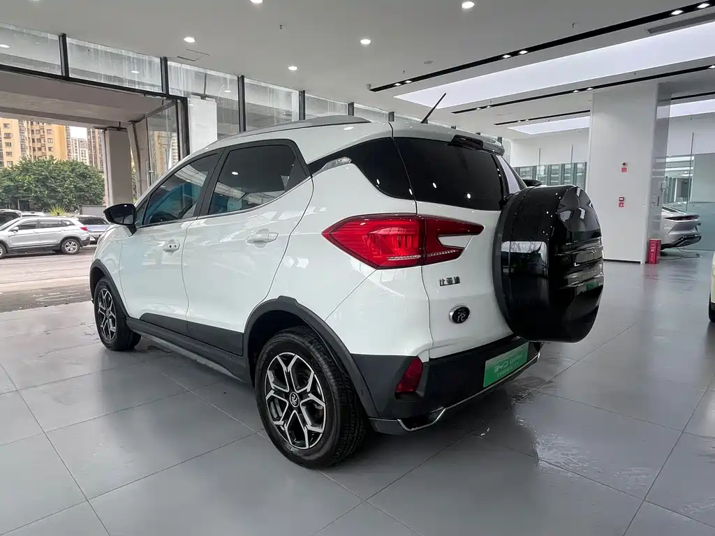BYD Yuan Pro — миниатюра 12