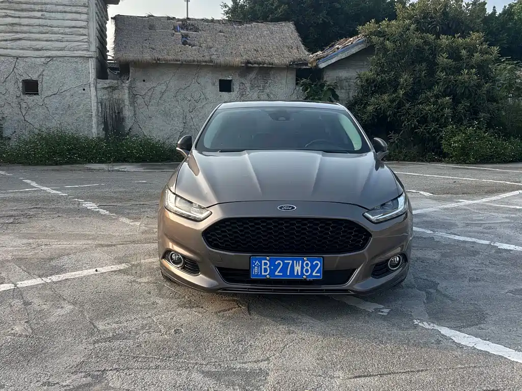 Ford Mondeo — миниатюра 2