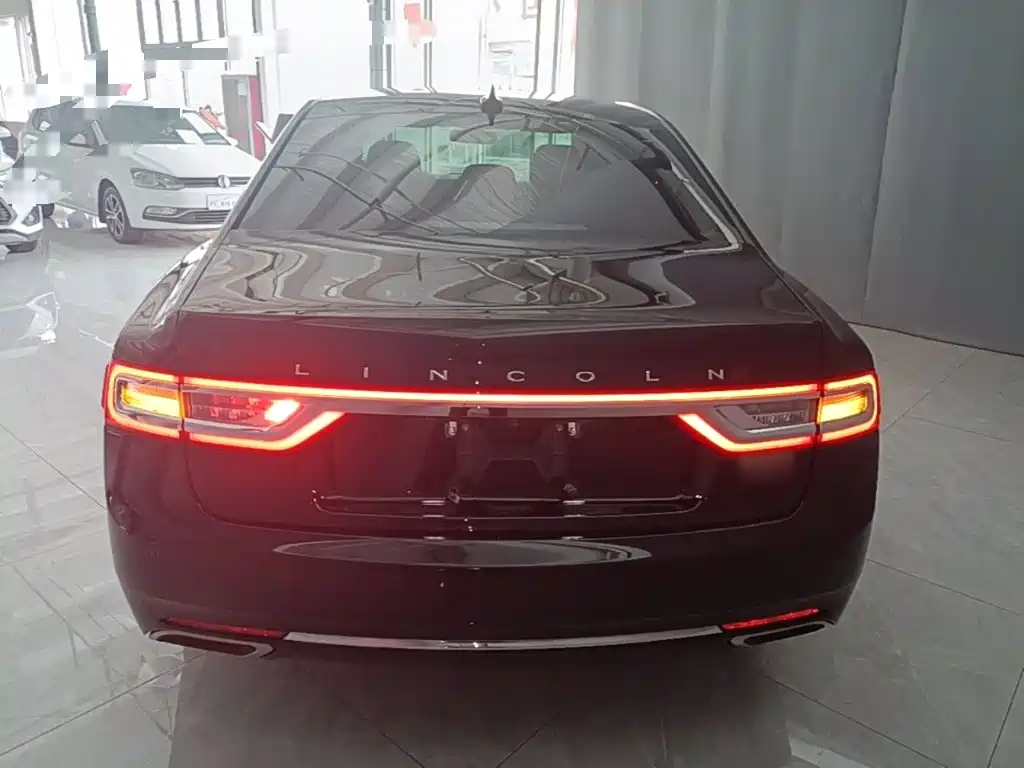 Lincoln Continental — миниатюра 6