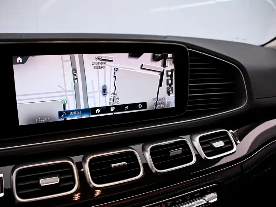Mercedes-Benz GLS — миниатюра 8