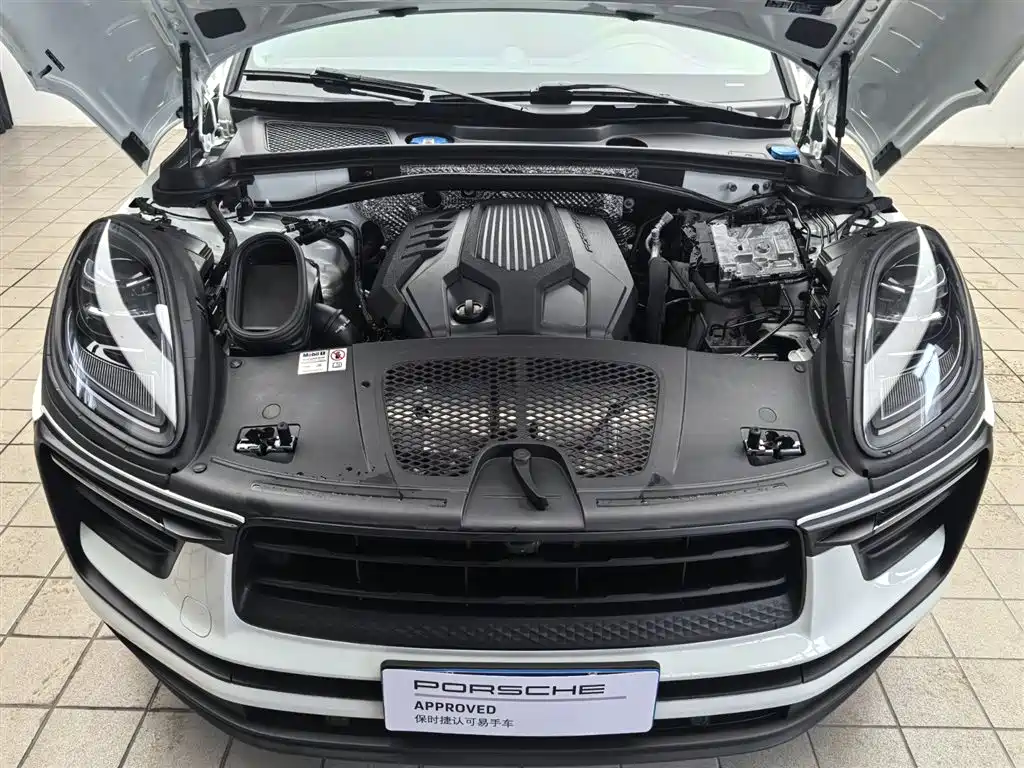 Porsche Macan — миниатюра 18