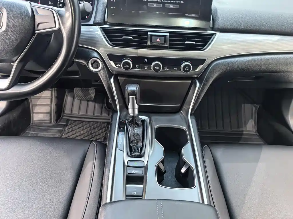 Honda Accord — миниатюра 12