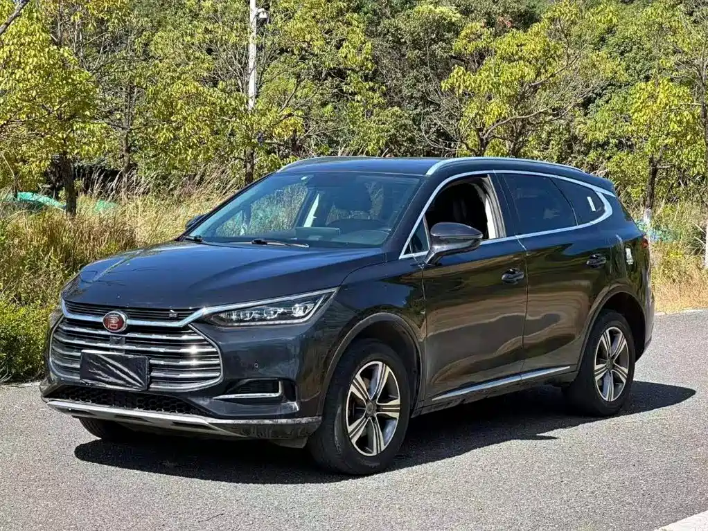 BYD Tang — миниатюра 3