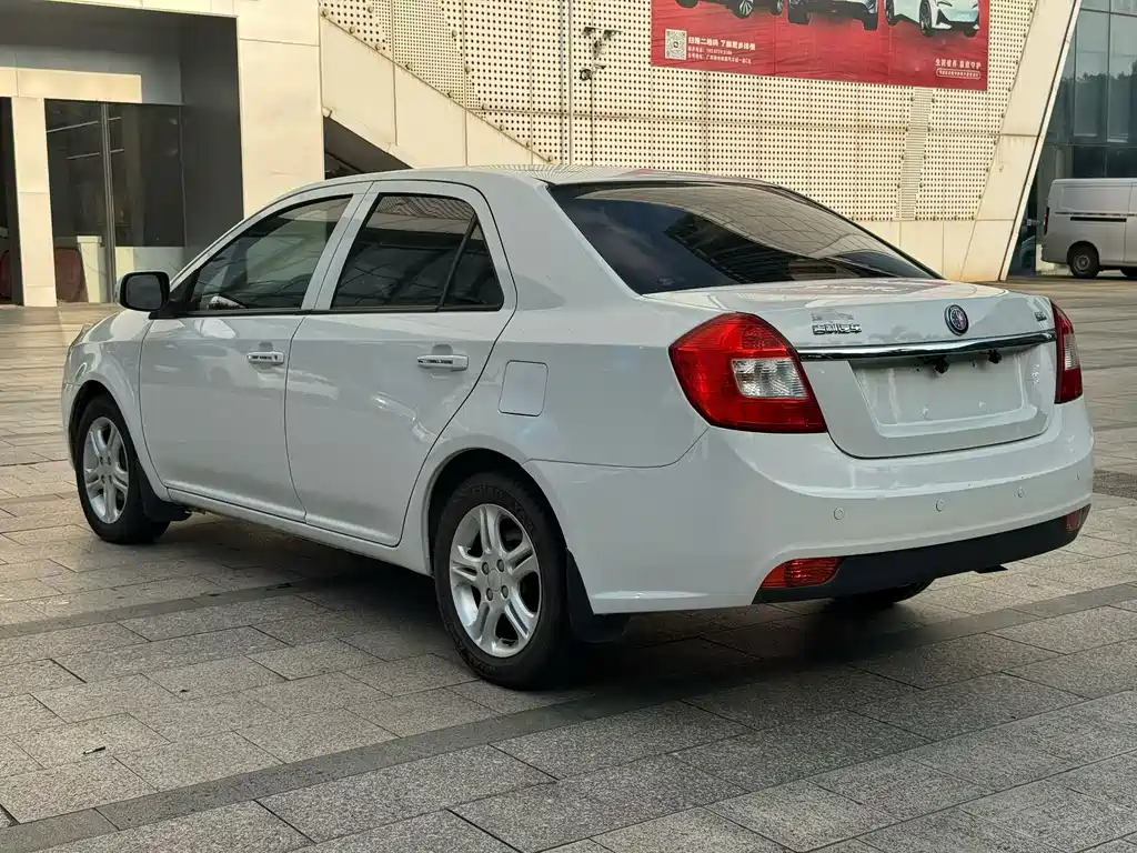 Geely King Kong — миниатюра 6
