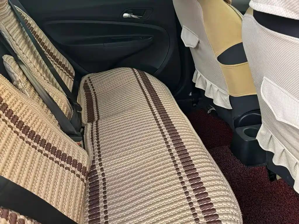 Geely King Kong — миниатюра 8